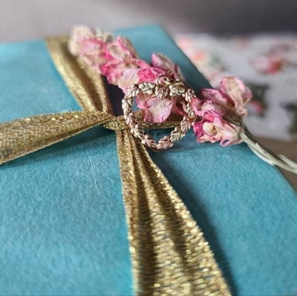 10K Rose Gold Leaf Heart Pendant